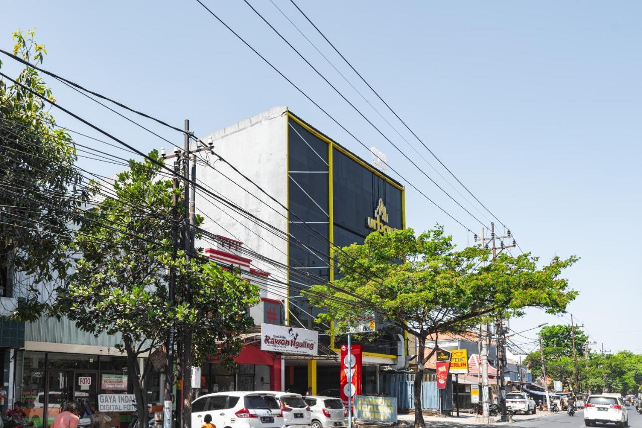 Отель Oyo Flagship 1575 Urban 18 Сурабая Экстерьер фото